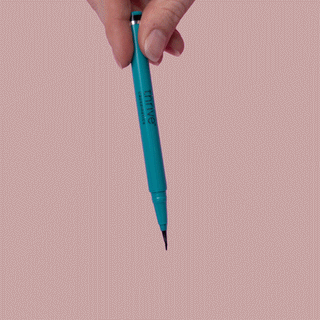 Liquid Eyeliner Pen Gallery Swatch GIF