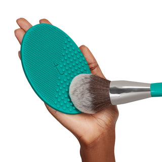brush-hero-brush-cleansing-pad details